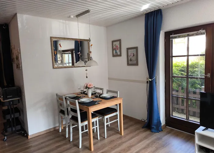 Fewo Zeus Mit Grosser Eingezaeunter Terrasse